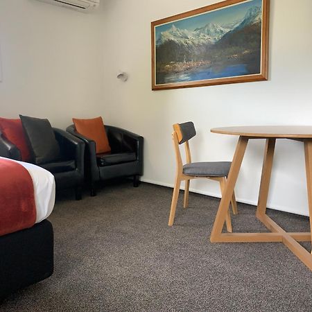 Alpine Motel Wanaka Exteriör bild