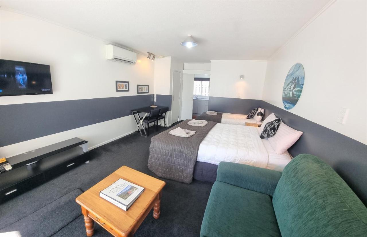 Alpine Motel Wanaka Exteriör bild